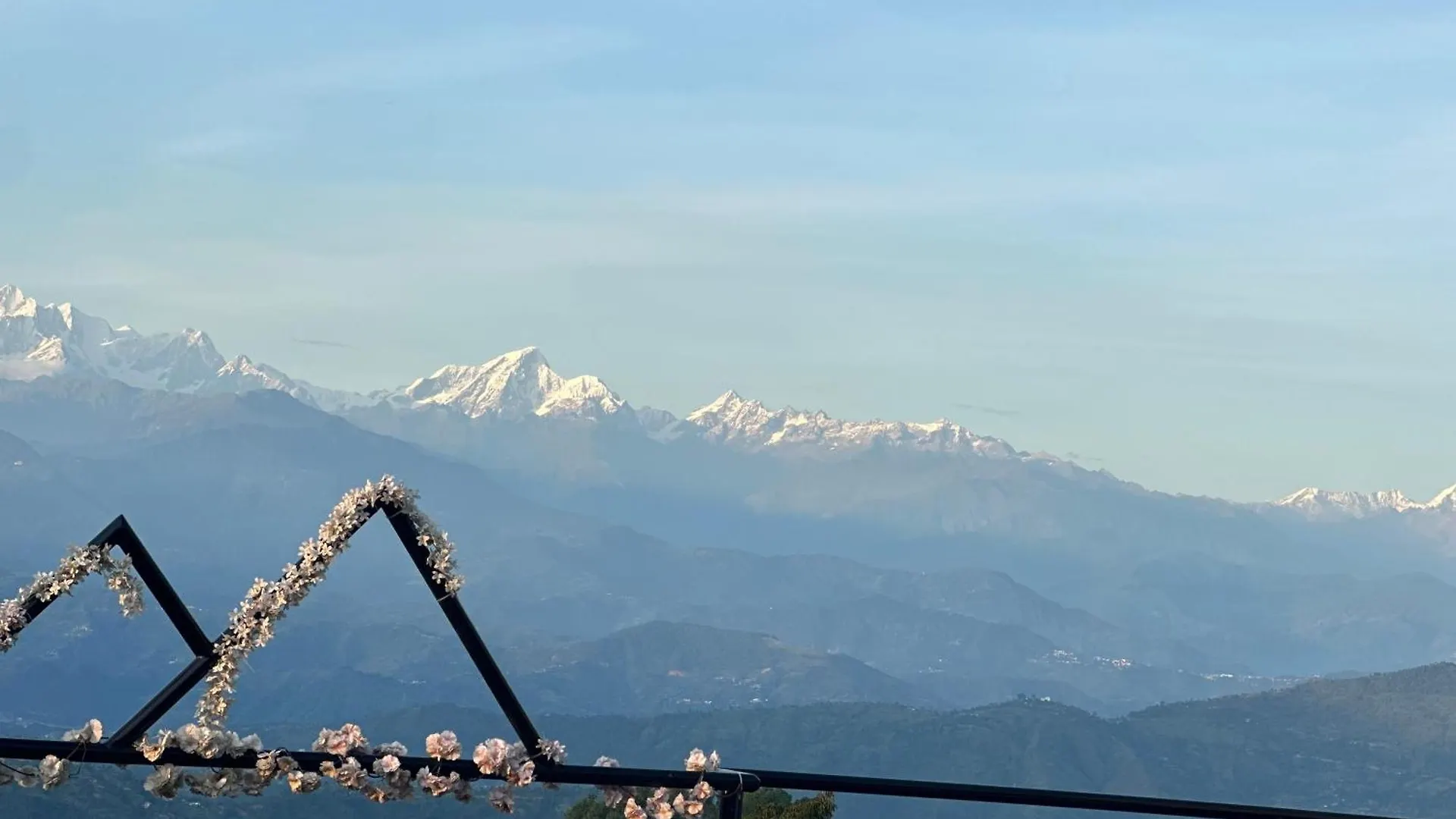 Hotel Mountains Mirror Dhulikhel 2*,  Nepal
